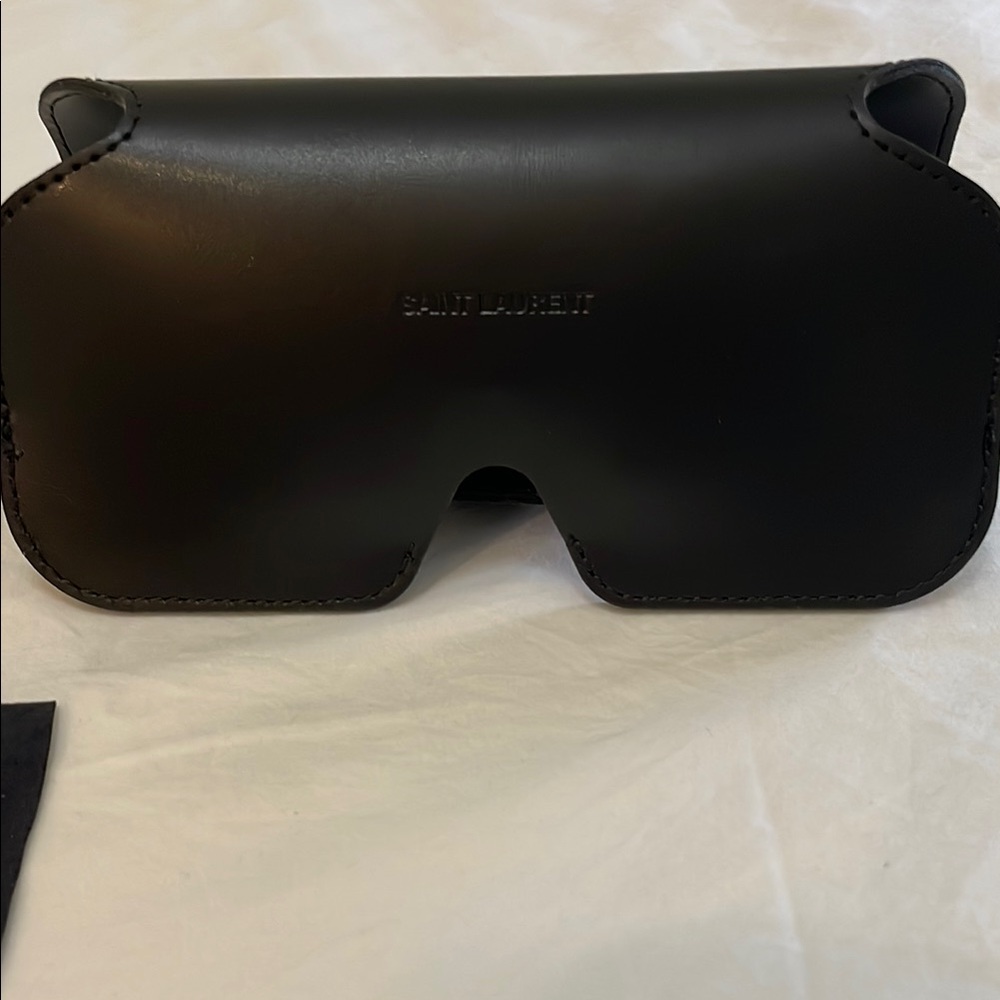 Saint Laurent Tortoise Shell Sunglasses - Picture 4 of 4